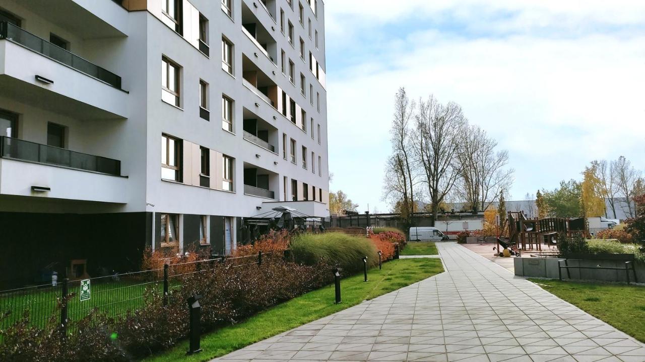 M&R Apartament Airport&Business Premium Komputerowa - Underground Garage - Free Wifi - Netflix - Self Check-In - 5 Min From Chopin Airport 华沙 外观 照片